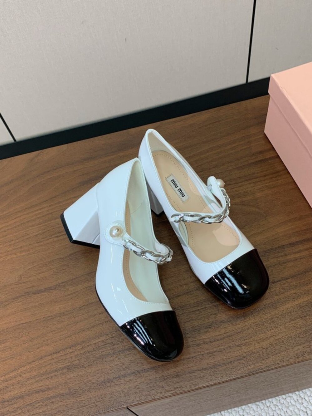 Miu Miu Bicolor Patent Leather Mary Jane Block Heels - Picture 5 of 8